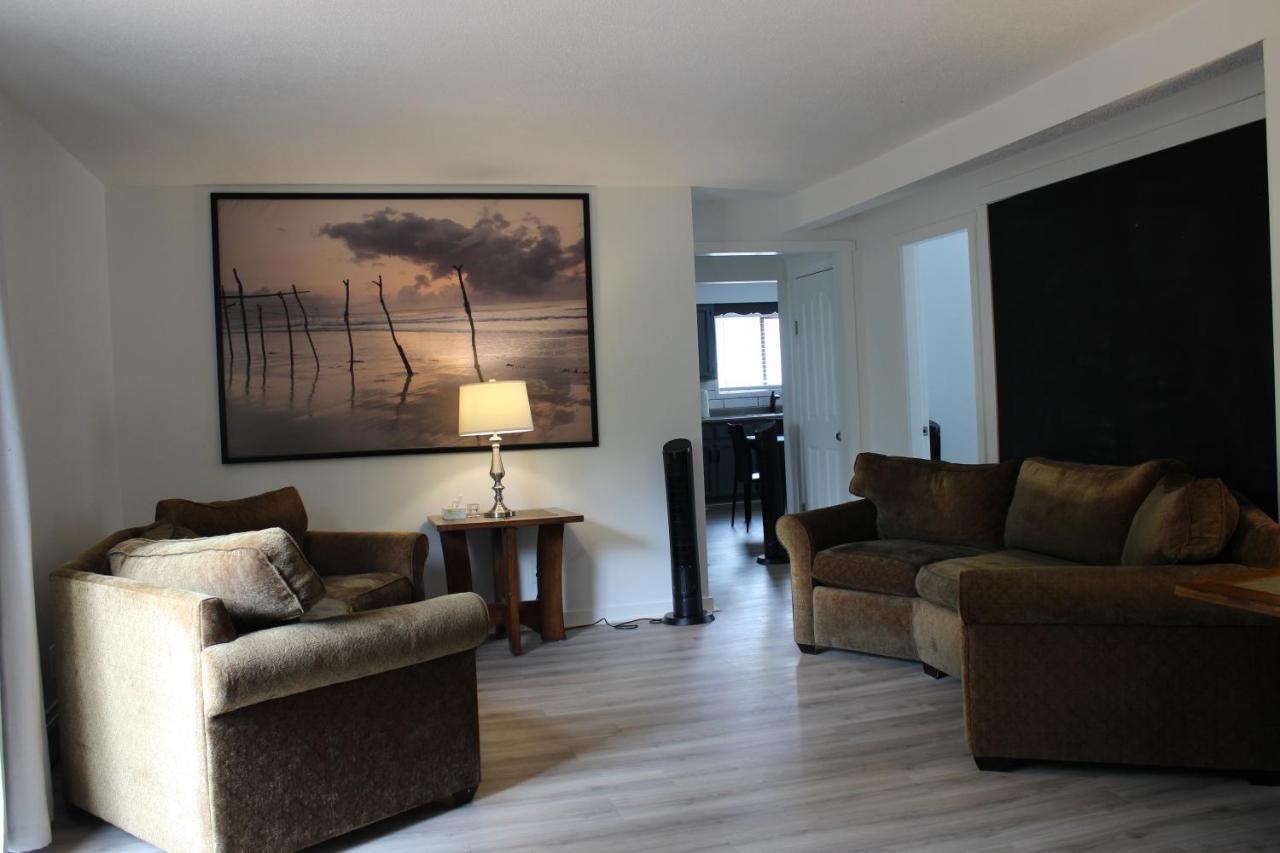 Riverside Resort & Rv Park شاطئ كواليكم المظهر الخارجي الصورة